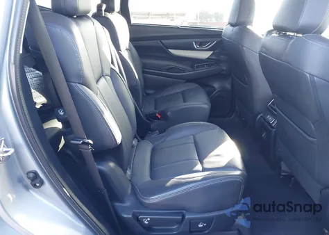 2019 Subaru Ascent Limited z USA, uszkodzony, nr VIN 4S4WMAMD4K3468151